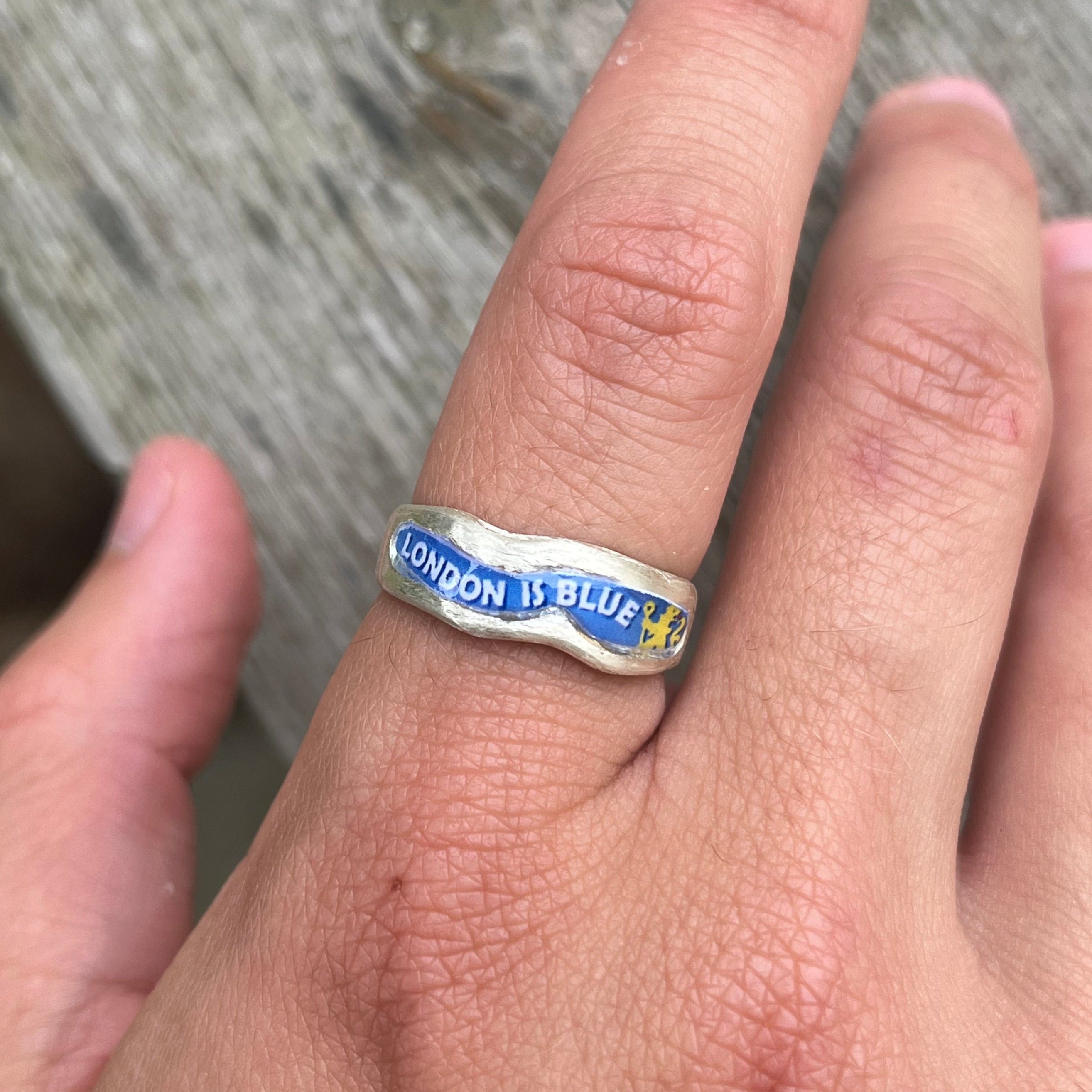 London is blue - Chelsea ring